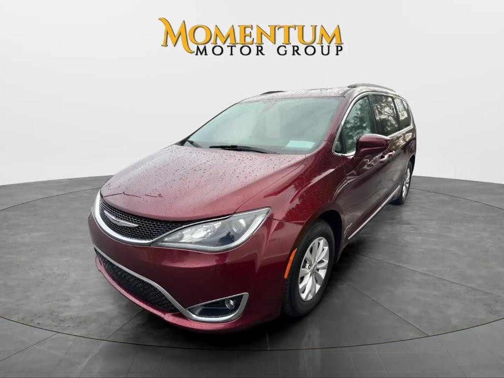 2017 Chrysler Pacifica - $16,995