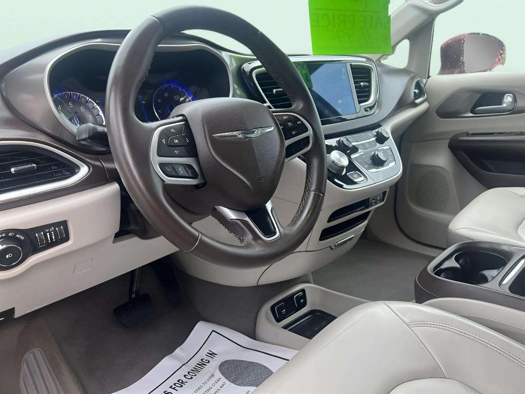 2017 Chrysler Pacifica - $16,995