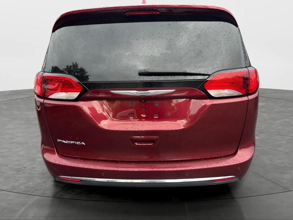 2017 Chrysler Pacifica - $16,995