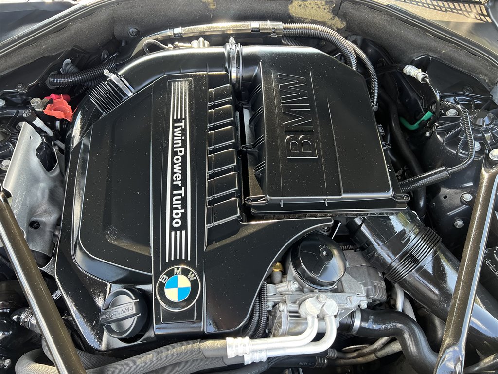 2012 BMW Legend 640i photo