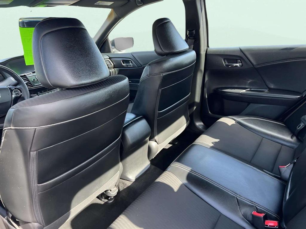 2017 Honda Accord - $18,995