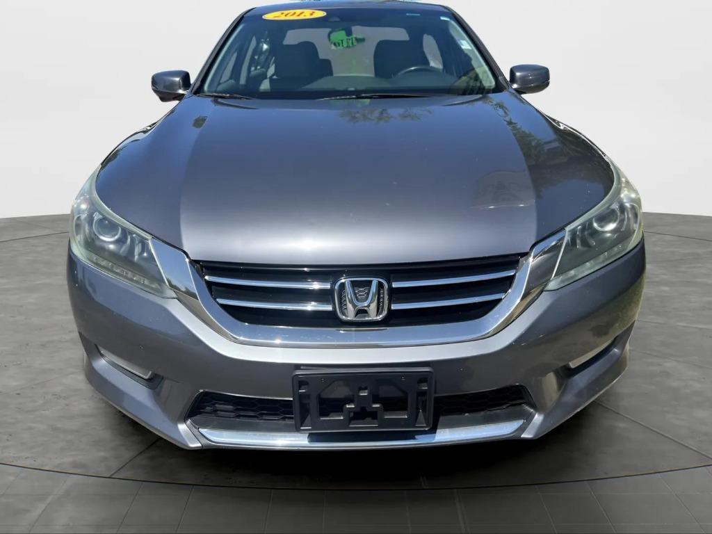 2013 Honda Accord - $11,995