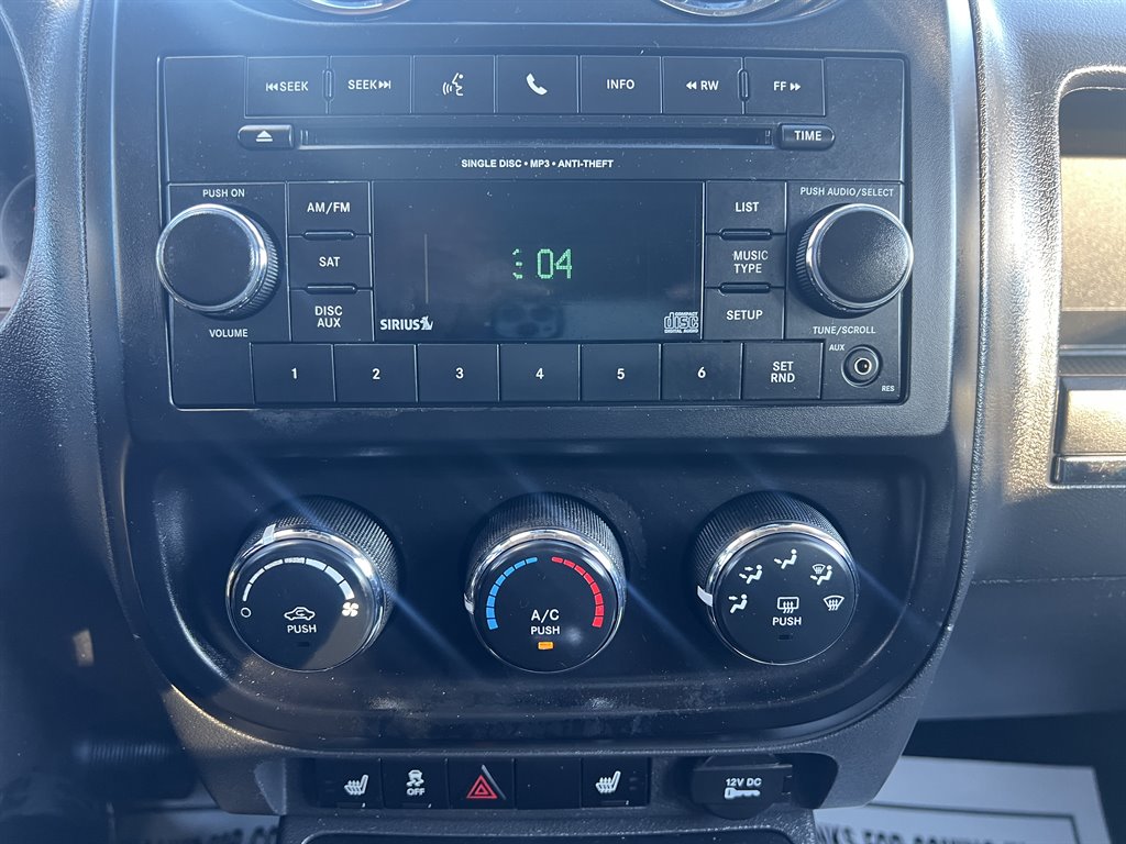 2012 Jeep Compass Latitude photo
