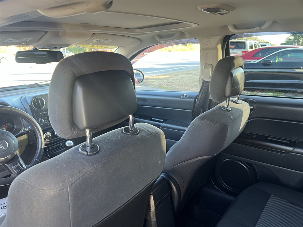2012 Jeep Compass Latitude photo