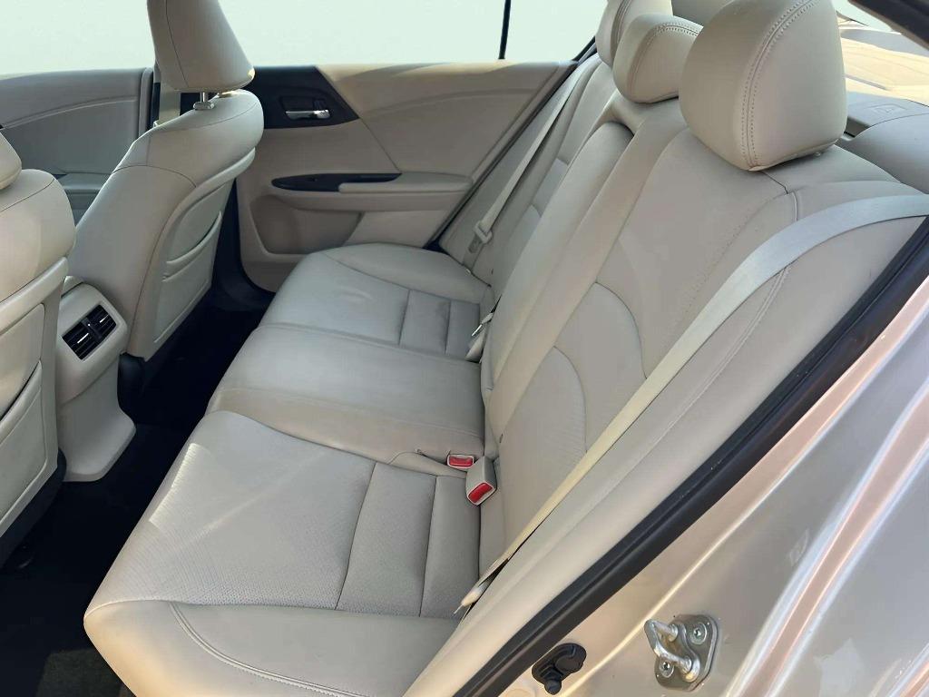 2013 Honda Accord - $13,995