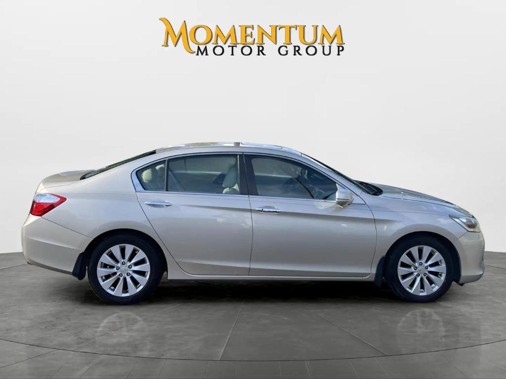 2013 Honda Accord - $13,995