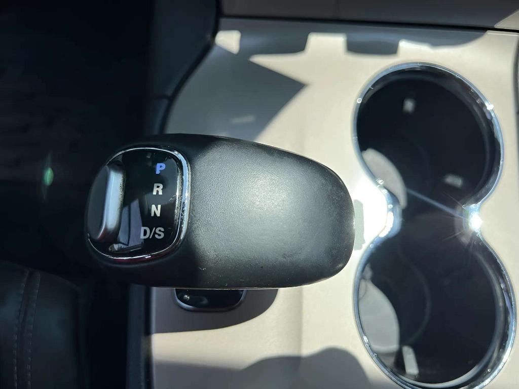 2015 Jeep Cherokee - $15,995