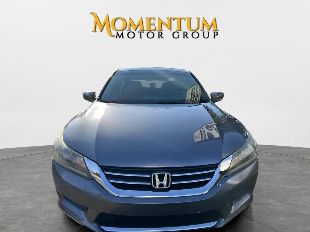 2014 Honda Accord - $9,000