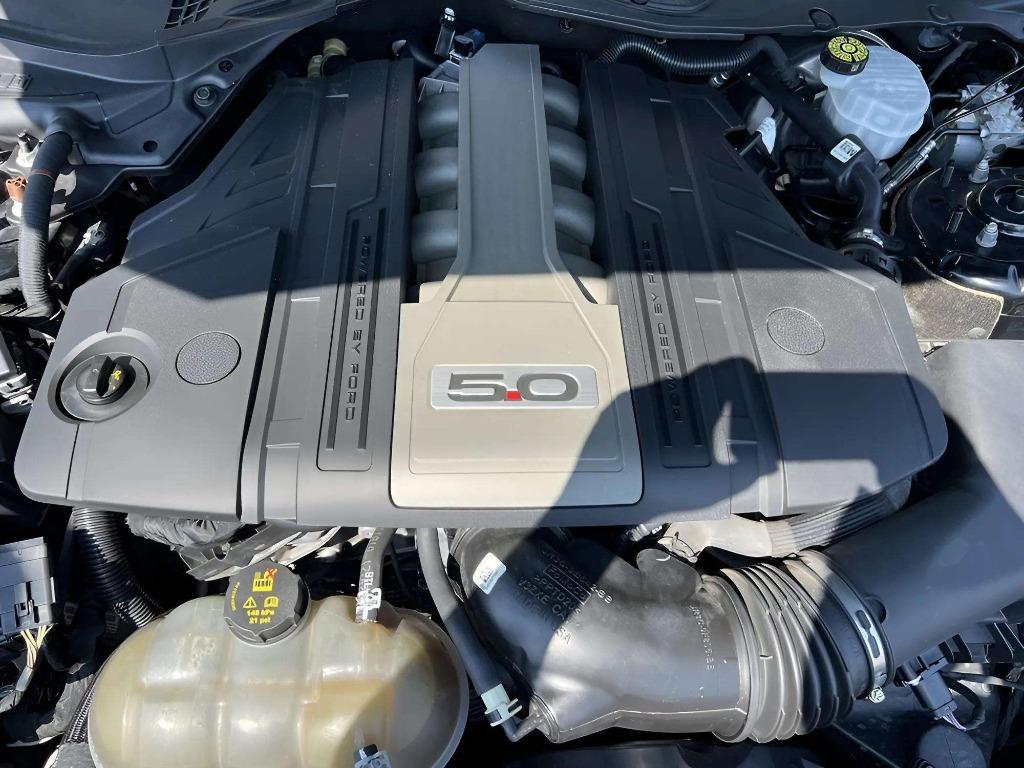 2018 Ford Mustang - $27,995