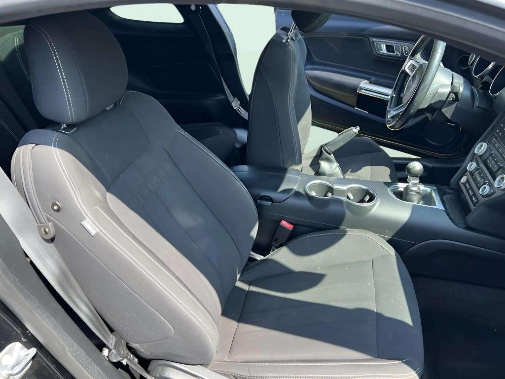 2018 Ford Mustang - $27,995
