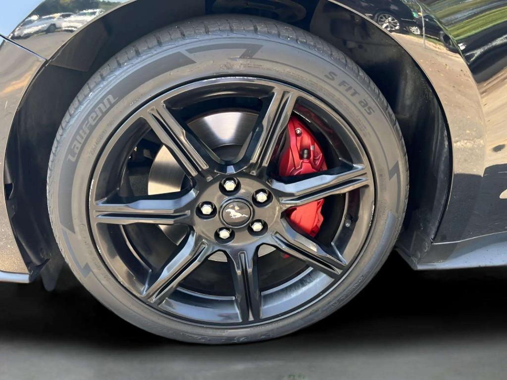 2018 Ford Mustang - $27,995