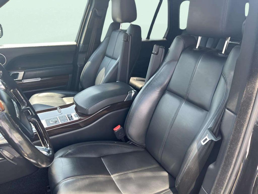2016 Land Rover Range Rover - $22,995