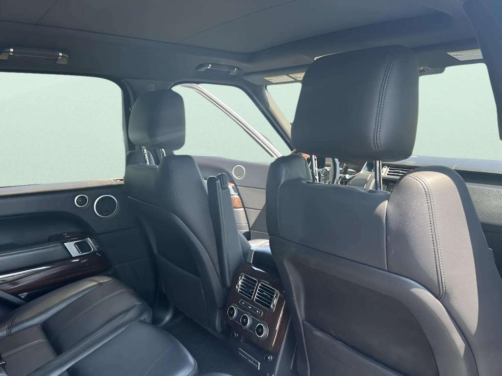 2016 Land Rover Range Rover - $22,995