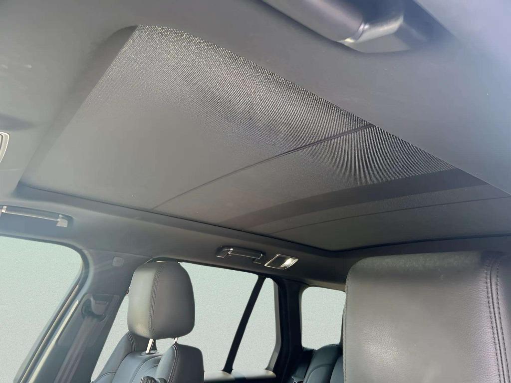2016 Land Rover Range Rover - $22,995