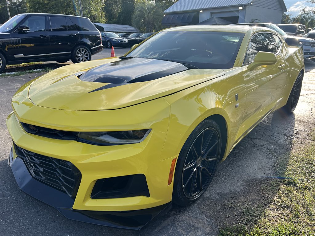 2018 Chevrolet Camaro 1LT photo
