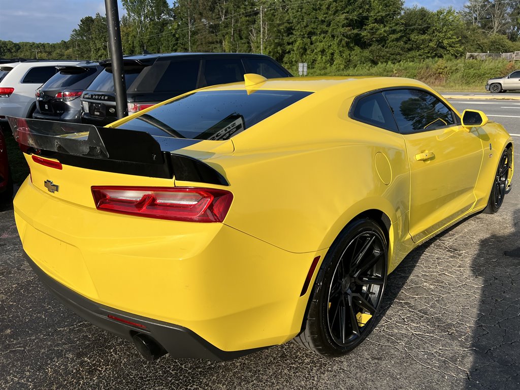 2018 Chevrolet Camaro 1LT photo