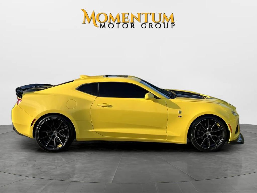 2018 Chevrolet Camaro - $24,995