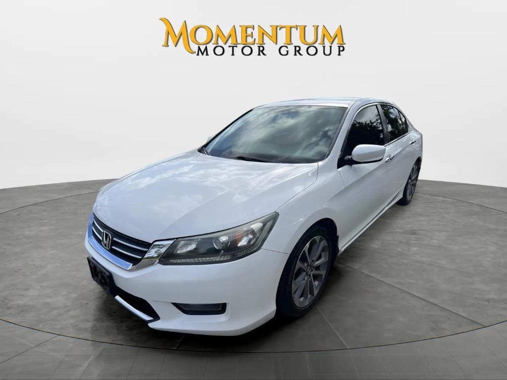2014 Honda Accord - $8,000