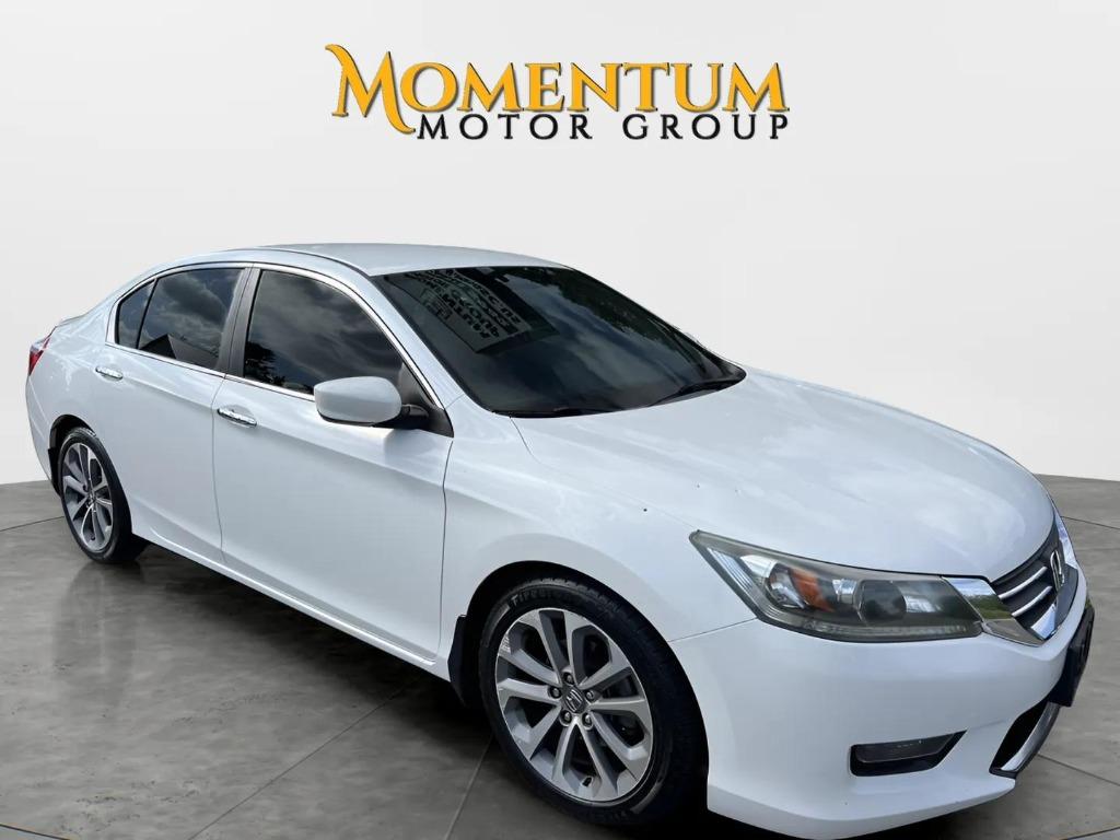 2014 Honda Accord - $8,000