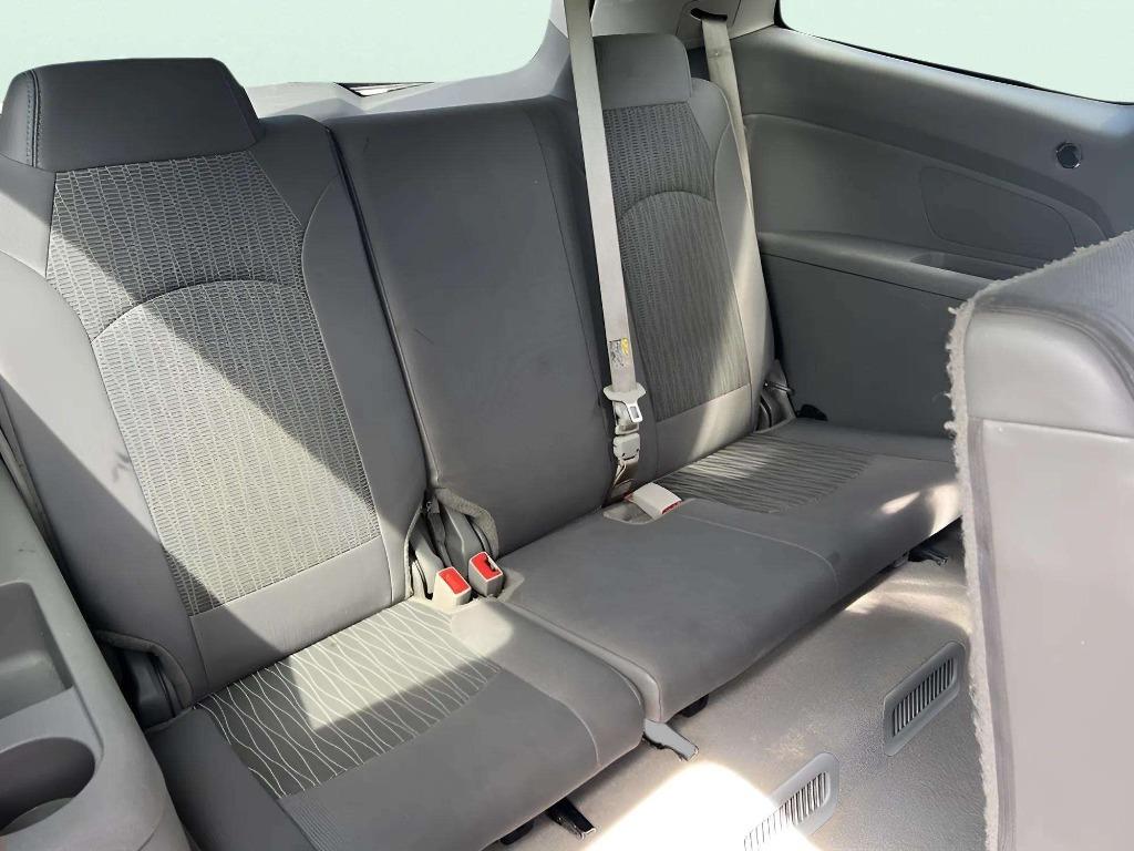 2016 Chevrolet Traverse - $8,995