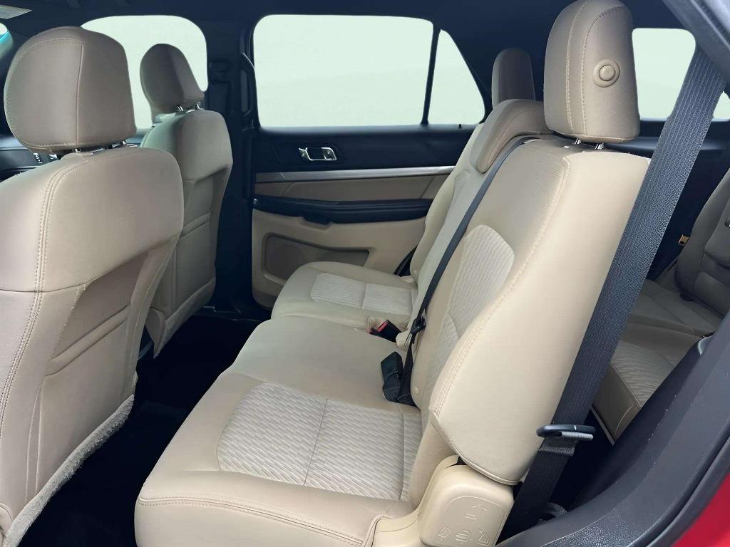 2017 Ford Explorer - $13,995