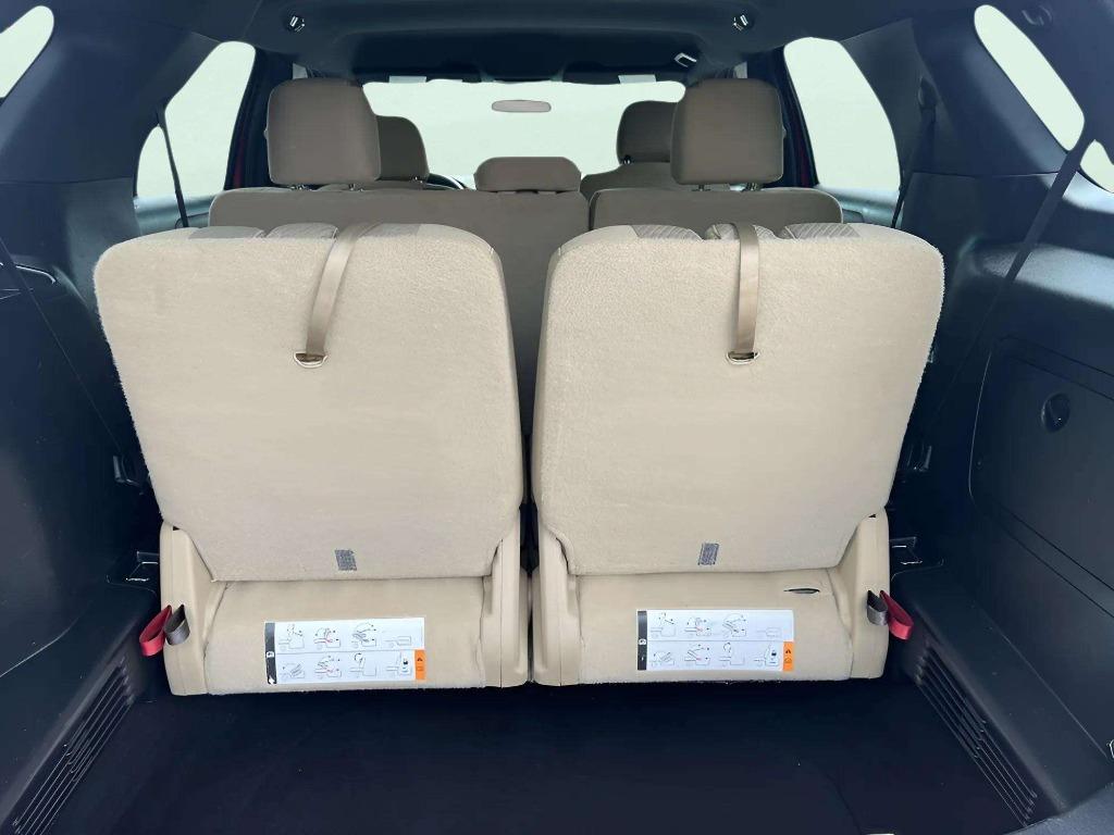 2017 Ford Explorer - $13,995