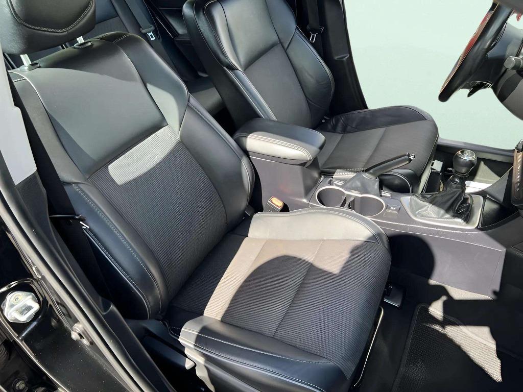 2015 Toyota Corolla - $9,995