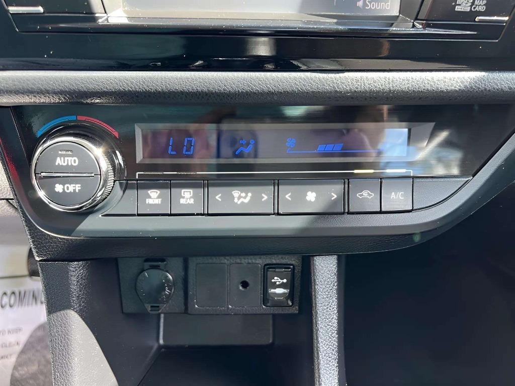 2015 Toyota Corolla - $9,995