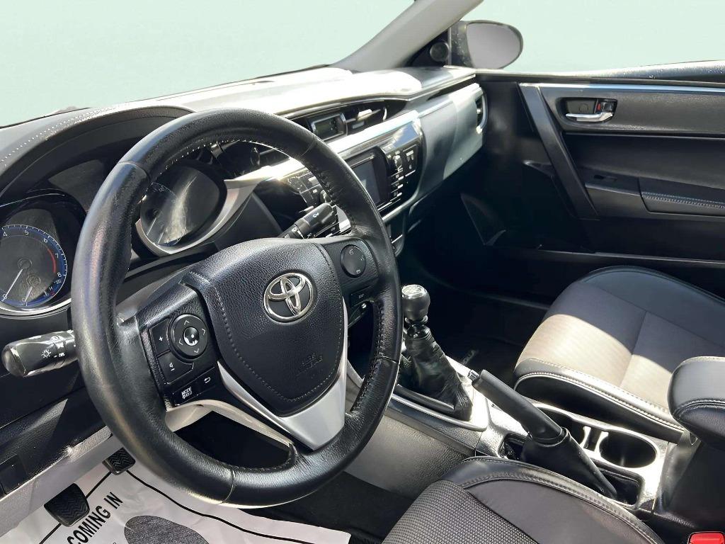 2015 Toyota Corolla - $9,995
