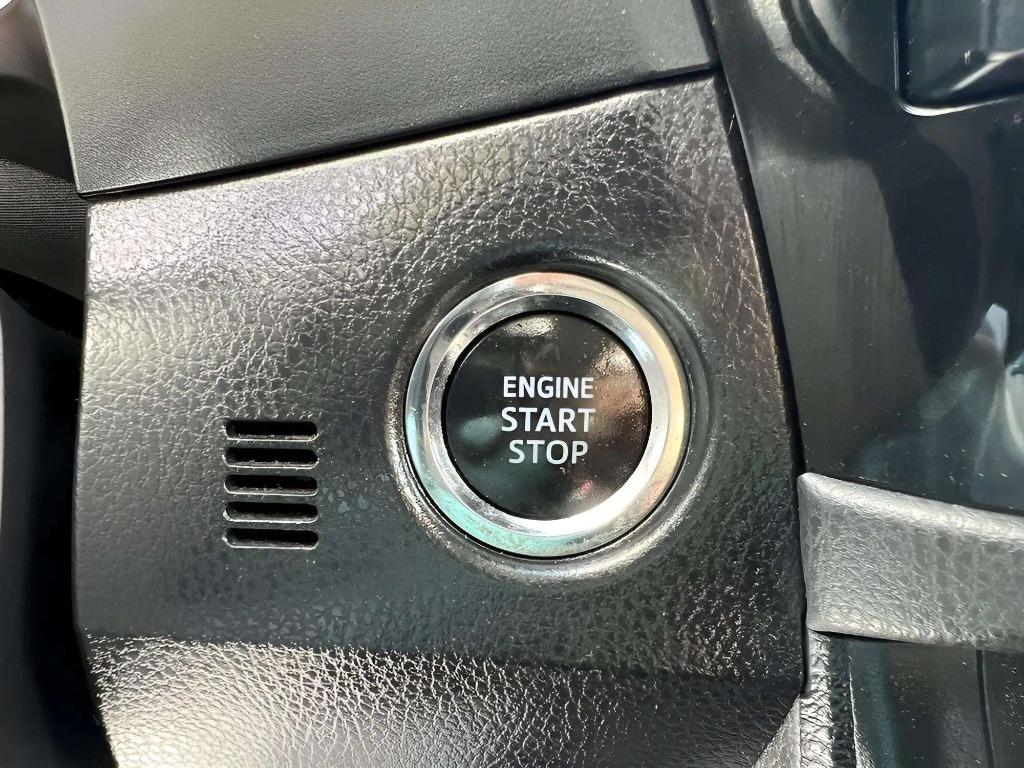 2015 Toyota Corolla - $9,995