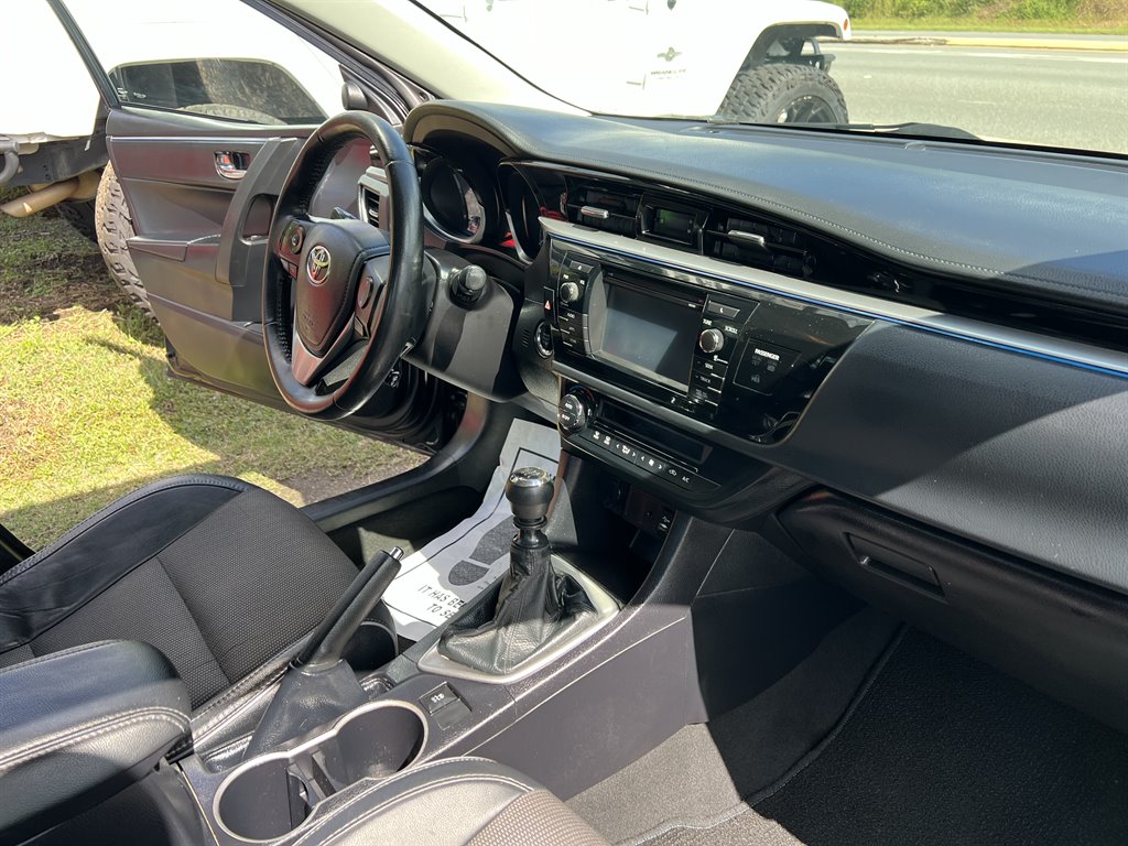 2015 Toyota Corolla S Plus photo