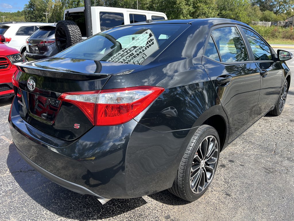 2015 Toyota Corolla S Plus photo