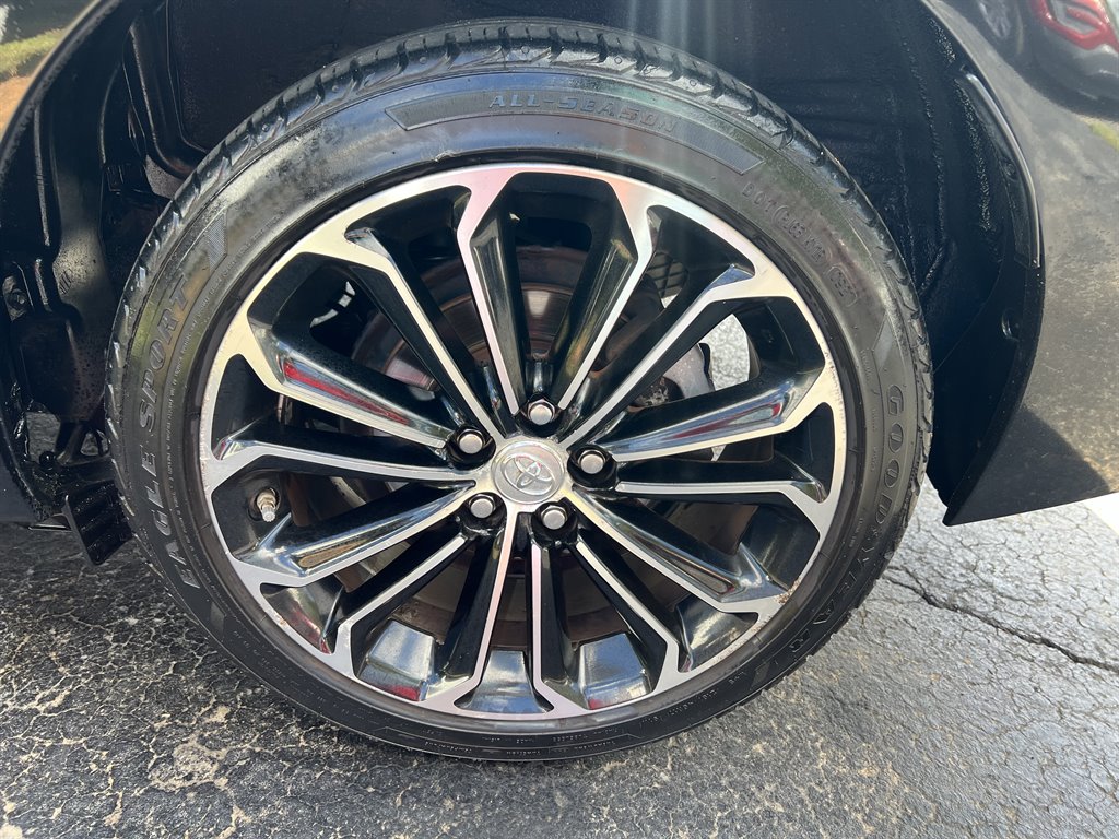 2015 Toyota Corolla S Plus photo