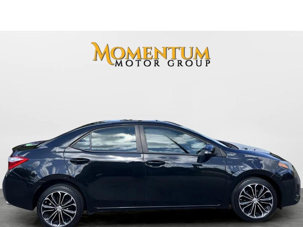 2015 Toyota Corolla - $9,995