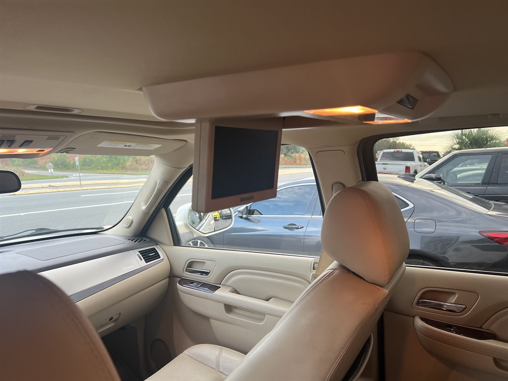 2014 Cadillac Escalade Premium photo