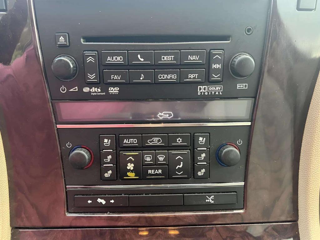 2014 Cadillac Escalade - $16,995