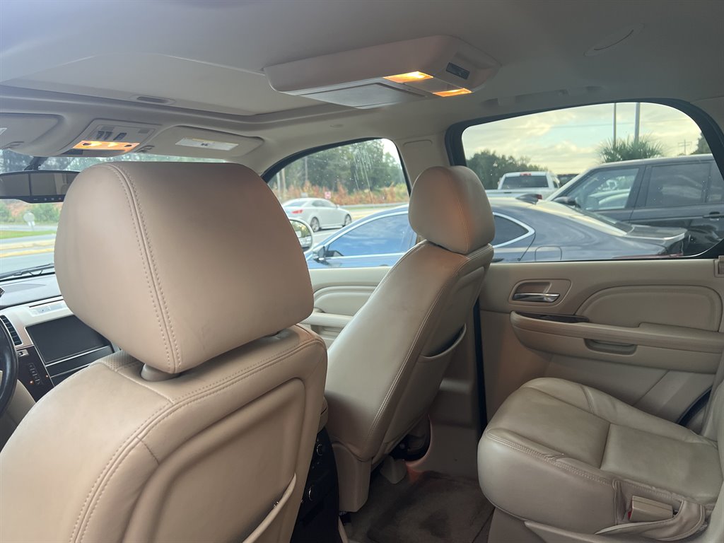 2014 Cadillac Escalade Premium photo