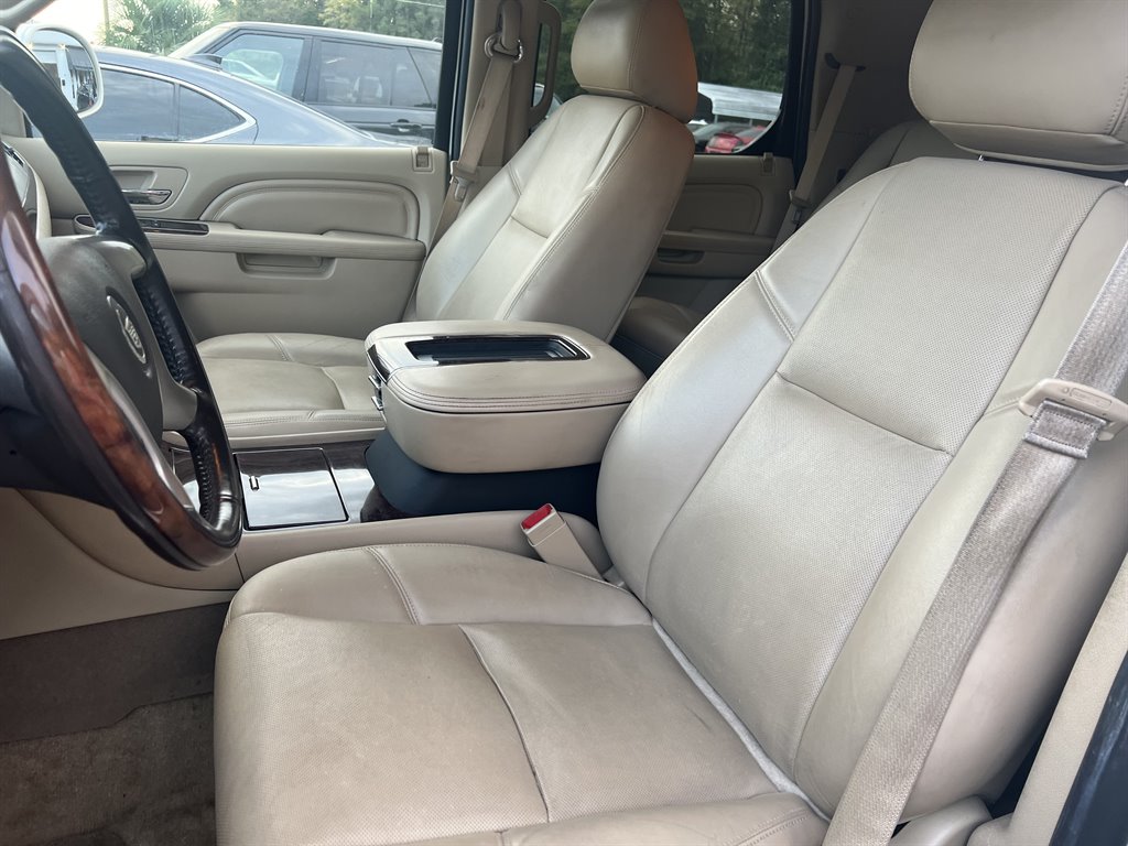2014 Cadillac Escalade Premium photo