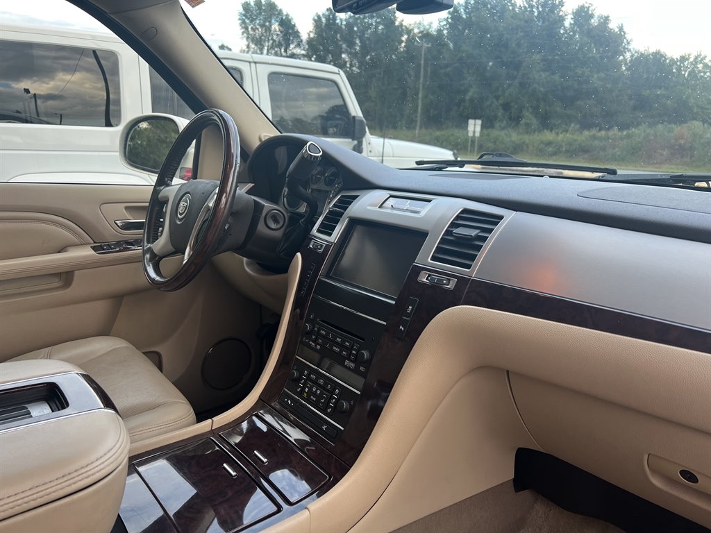 2014 Cadillac Escalade Premium photo
