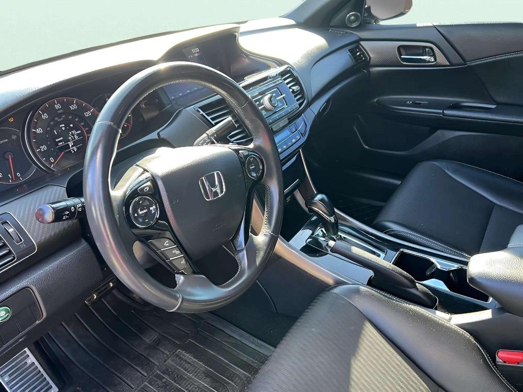 2017 Honda Accord - $15,995