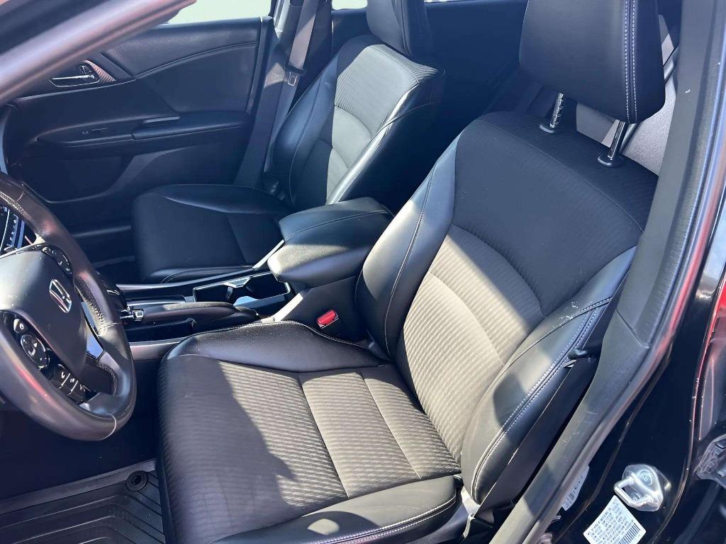2017 Honda Accord - $15,995