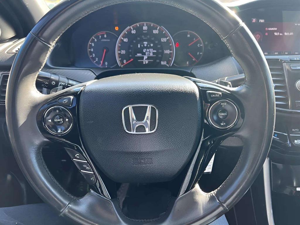 2017 Honda Accord - $15,995
