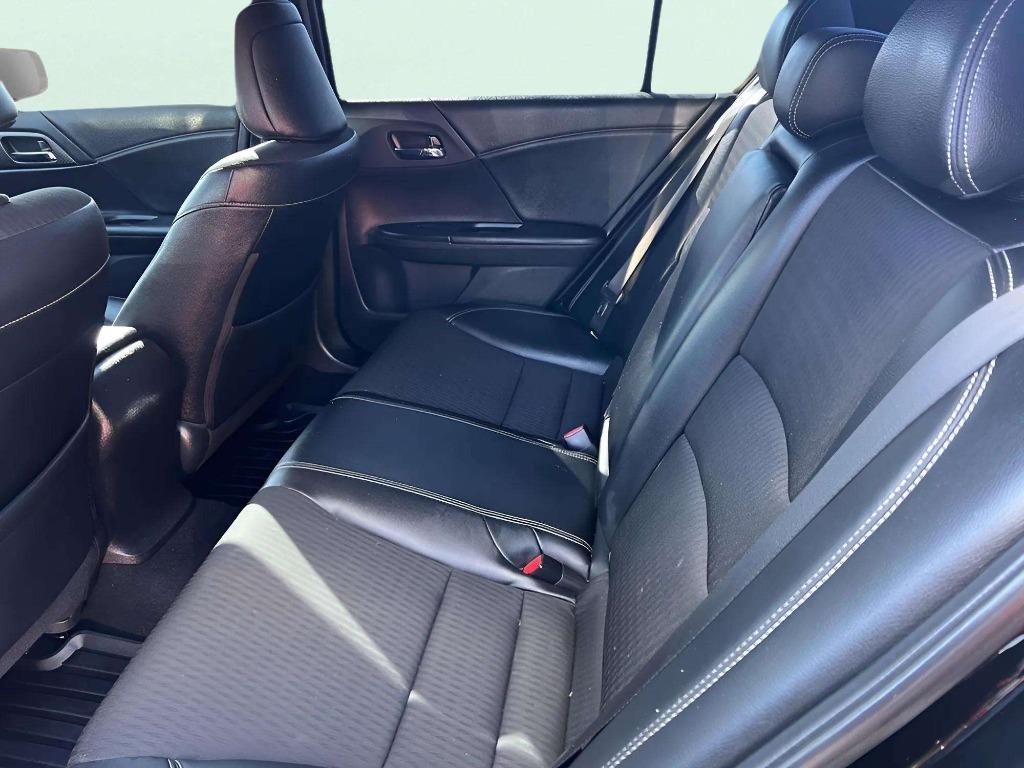 2017 Honda Accord - $15,995