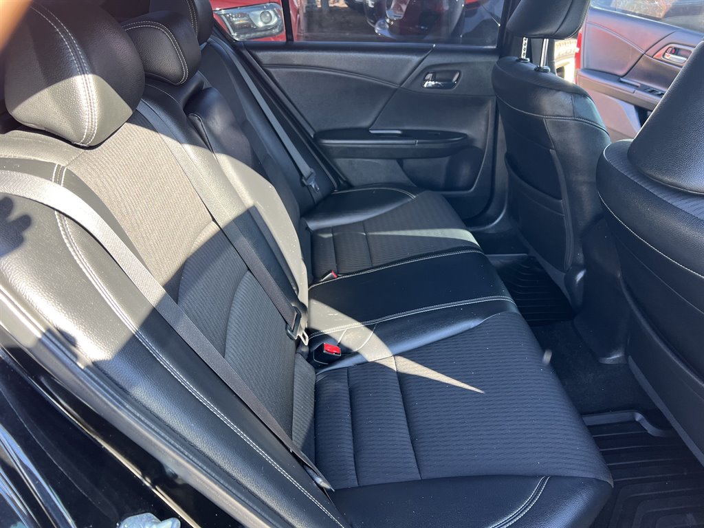 2017 Honda Accord Sport photo