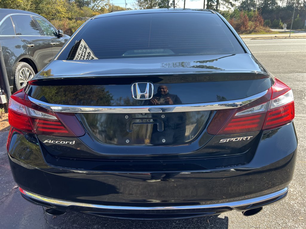 2017 Honda Accord Sport photo
