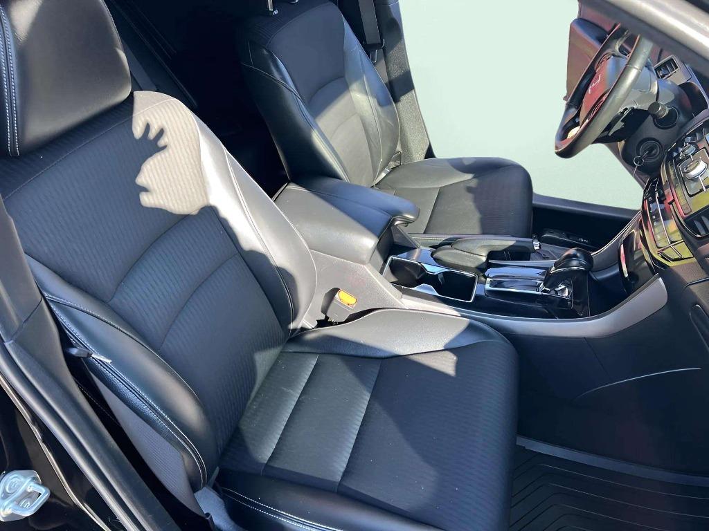2017 Honda Accord - $15,995