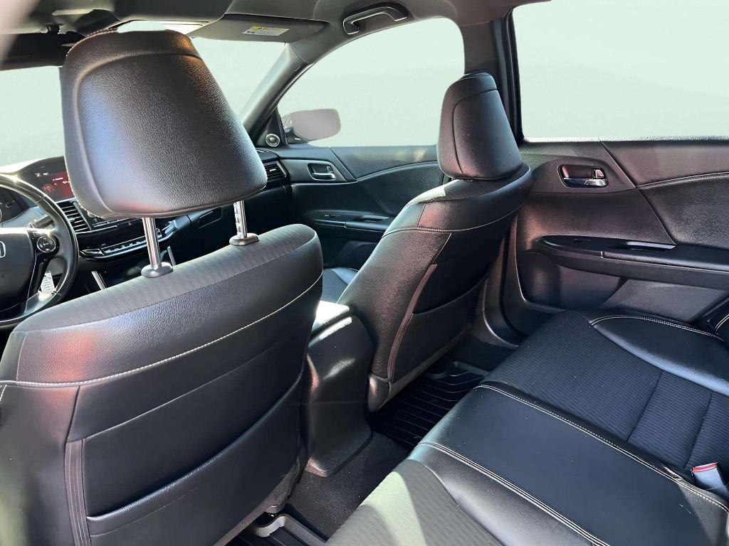 2017 Honda Accord - $15,995