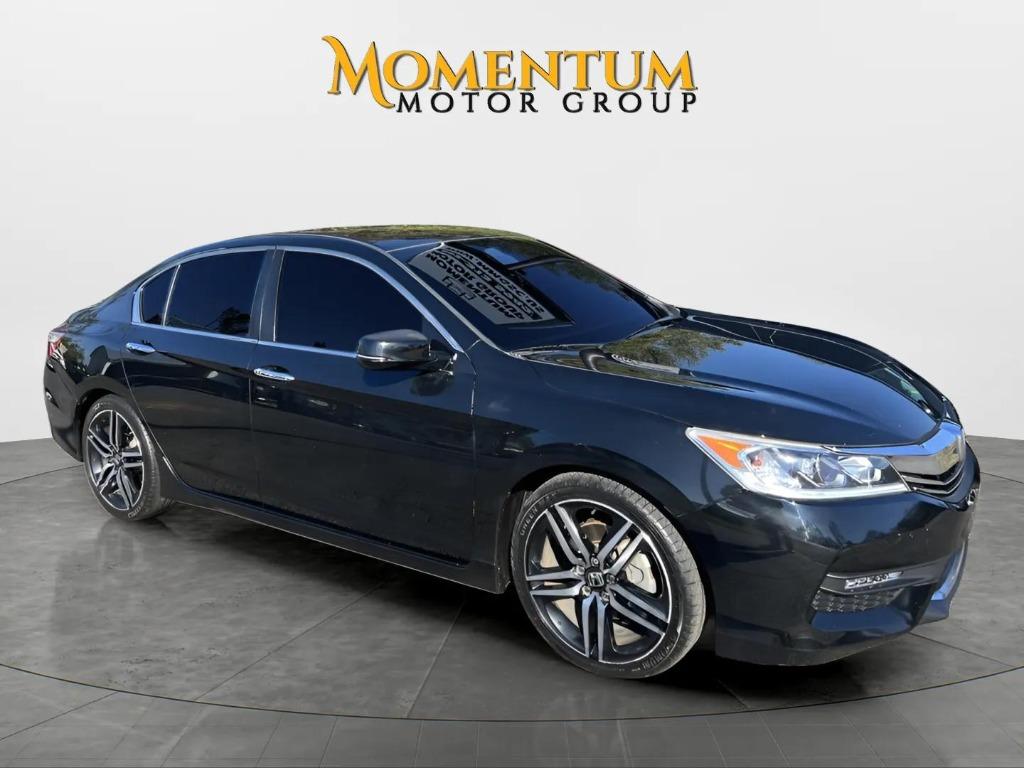 2017 Honda Accord - $15,995