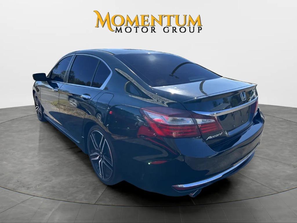 2017 Honda Accord - $15,995