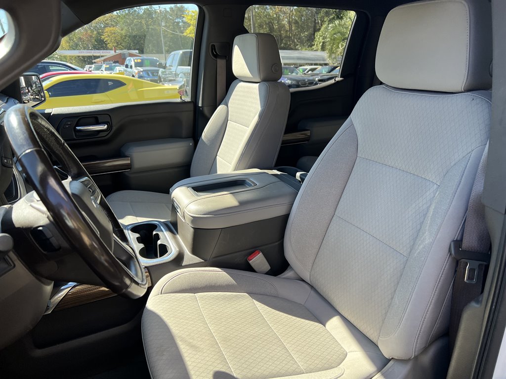 2020 Chevrolet Silverado 1500 RST photo